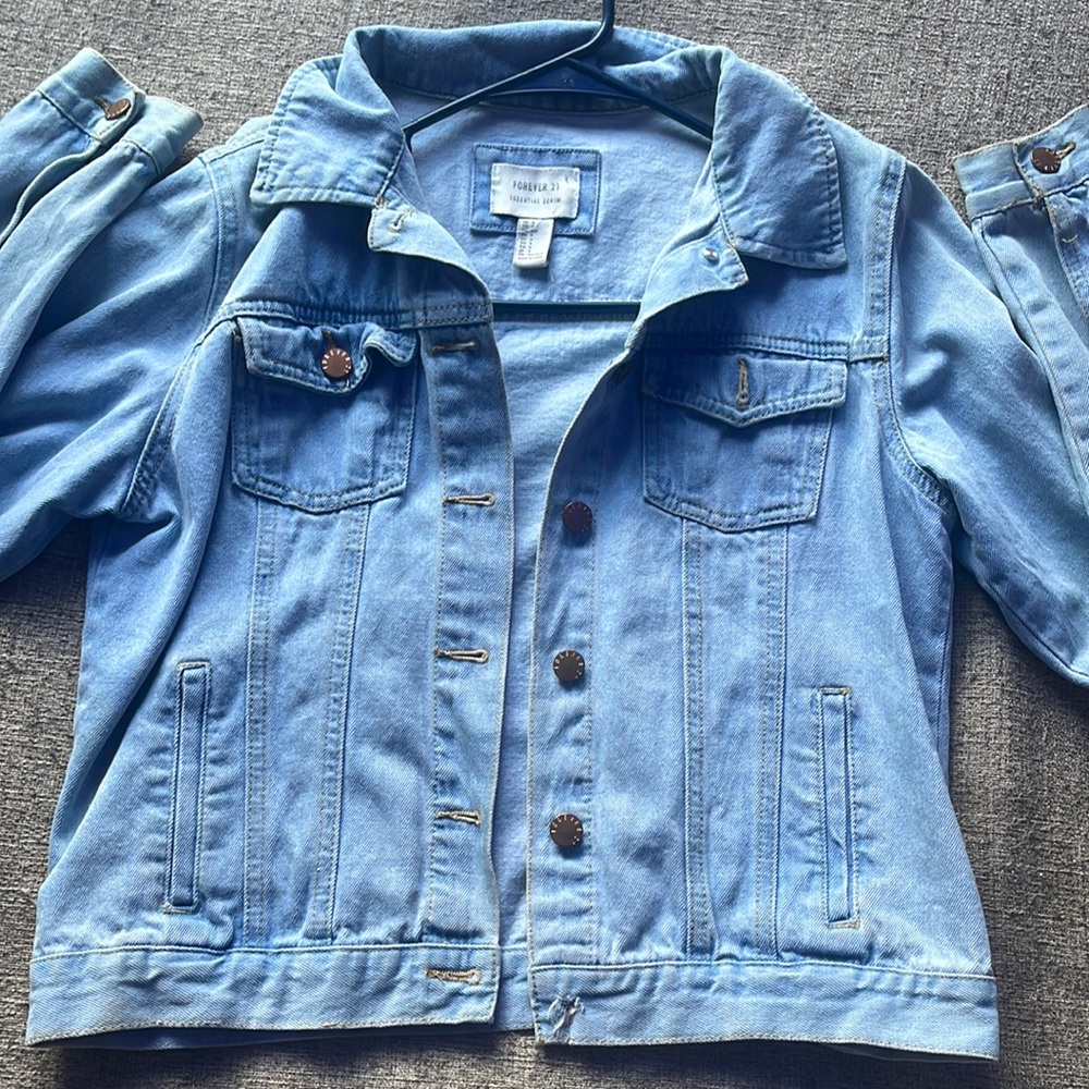 F21 Essential Denim Jacket